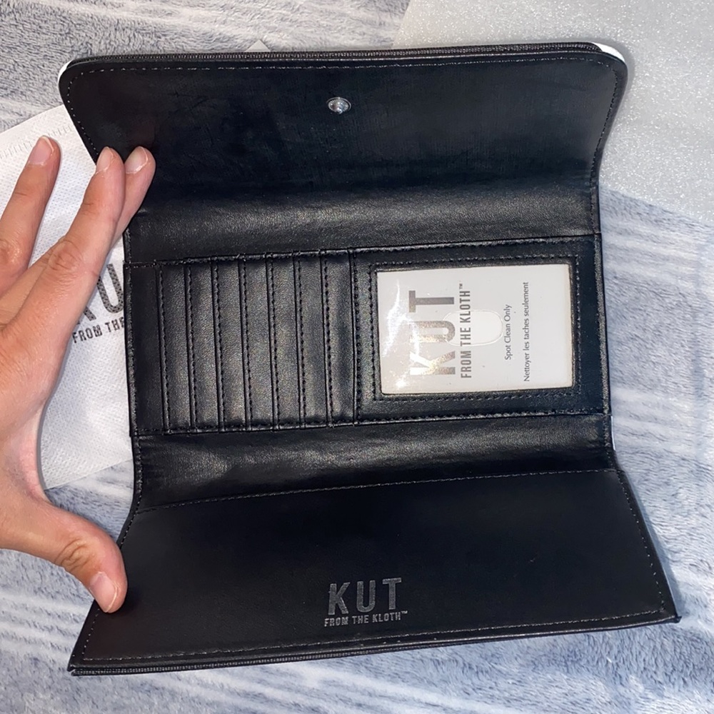 Wallet - Picture 2 of 2